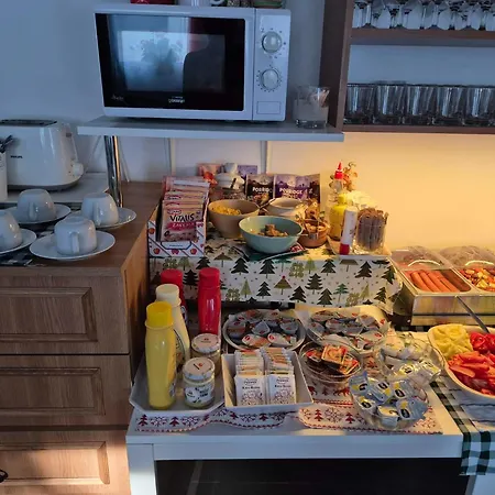 Abszolut Panzio Bed & Breakfast 3*